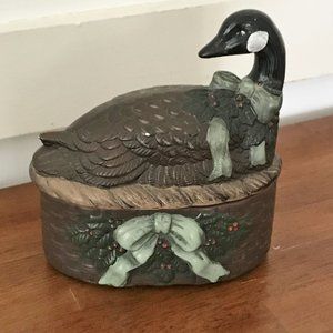 Vtg Christmas Canadian Goose Hand Painted Ceramic Candy Dish/Trinket Box Holiday